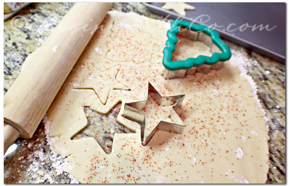 12 Days of Christmas- Holiday Bucket List, bake cookies