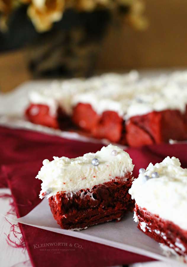 red velvet brownies