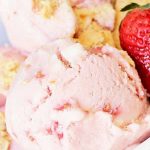 Strawberry Cheesecake Frozen Yogurt