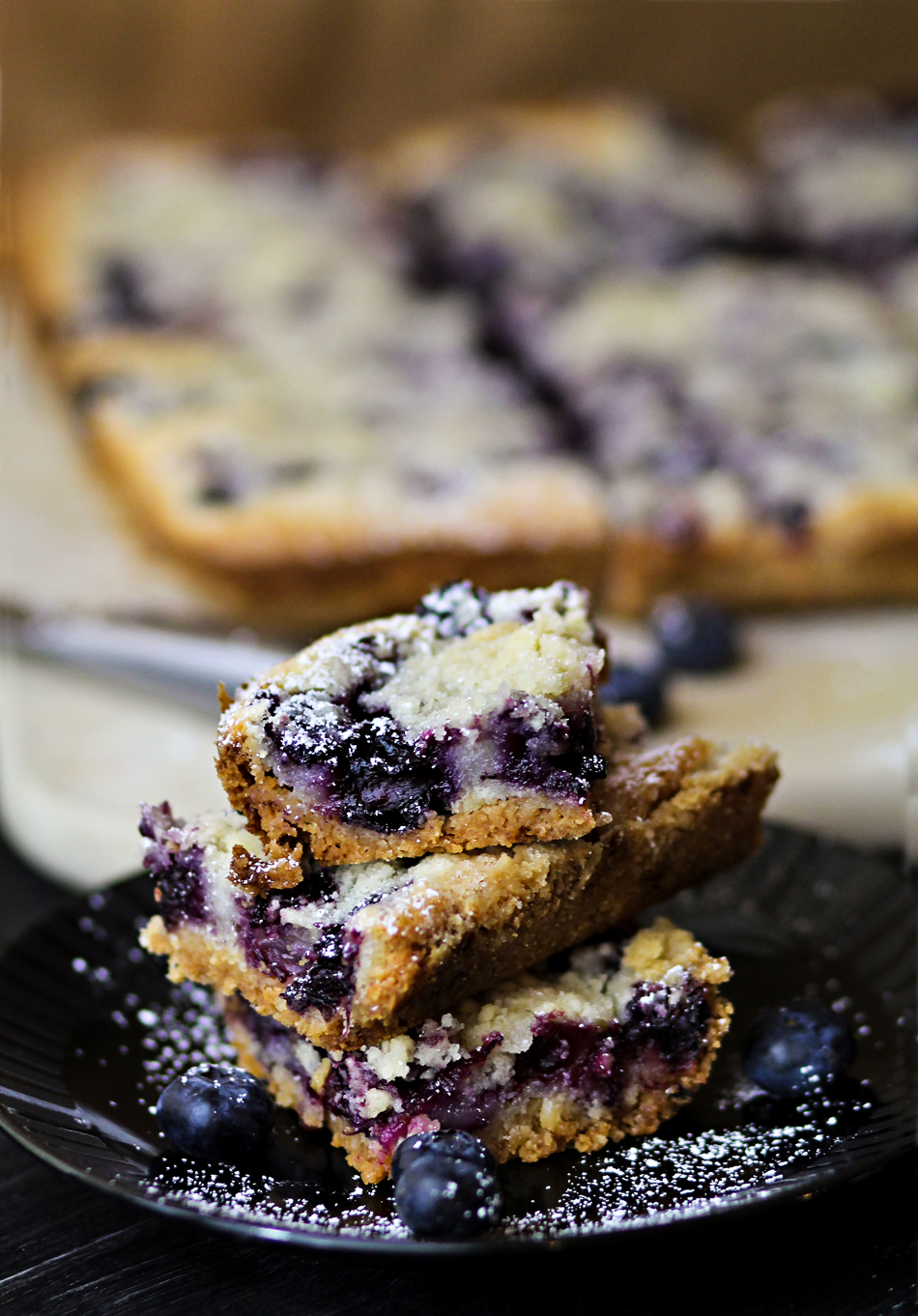 Blueberry Pie Bars {Recipe} - Kleinworth & Co