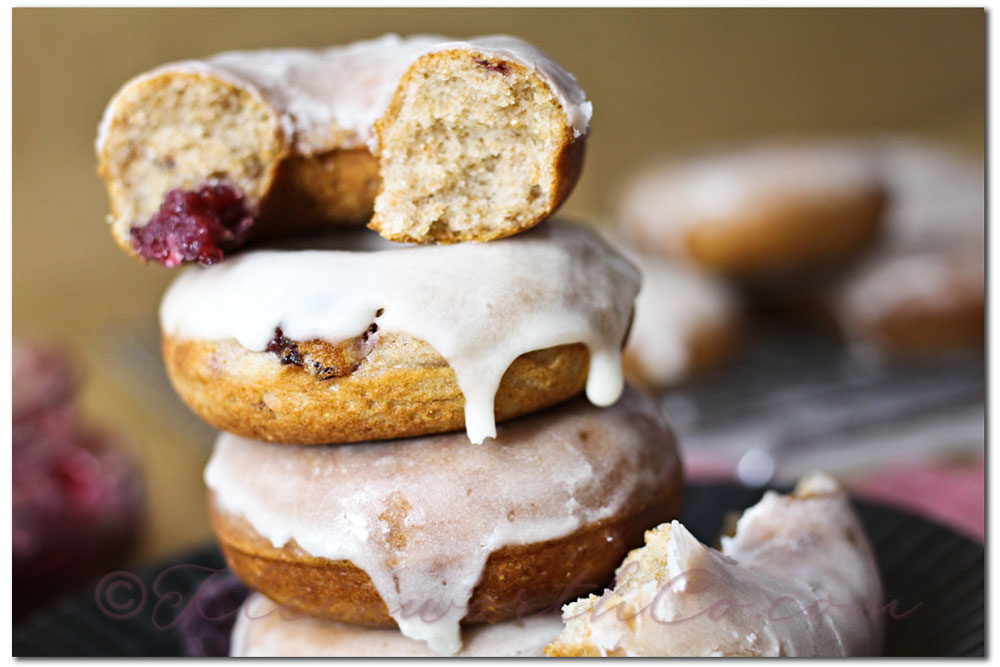 Blackberry Whole Wheat Mini-Donuts {Recipe}