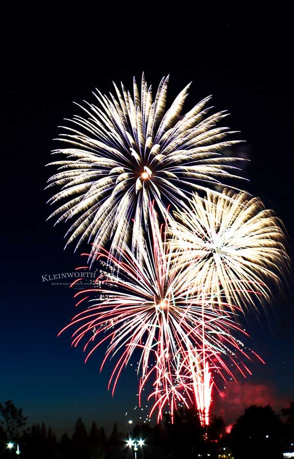 Holiday Tips - How to Photograph Fireworks