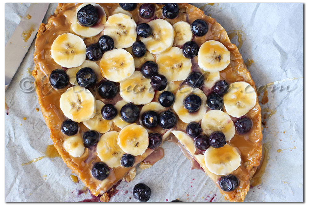 Dulce de Leche Banana Blueberry Pie Bars, gluten free crust, slow cooker recipe