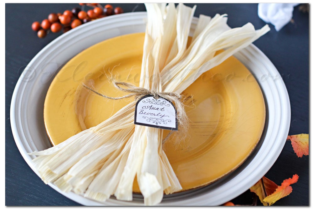 Corn Husk Fall Tablesetting, table place card tags, free printable
