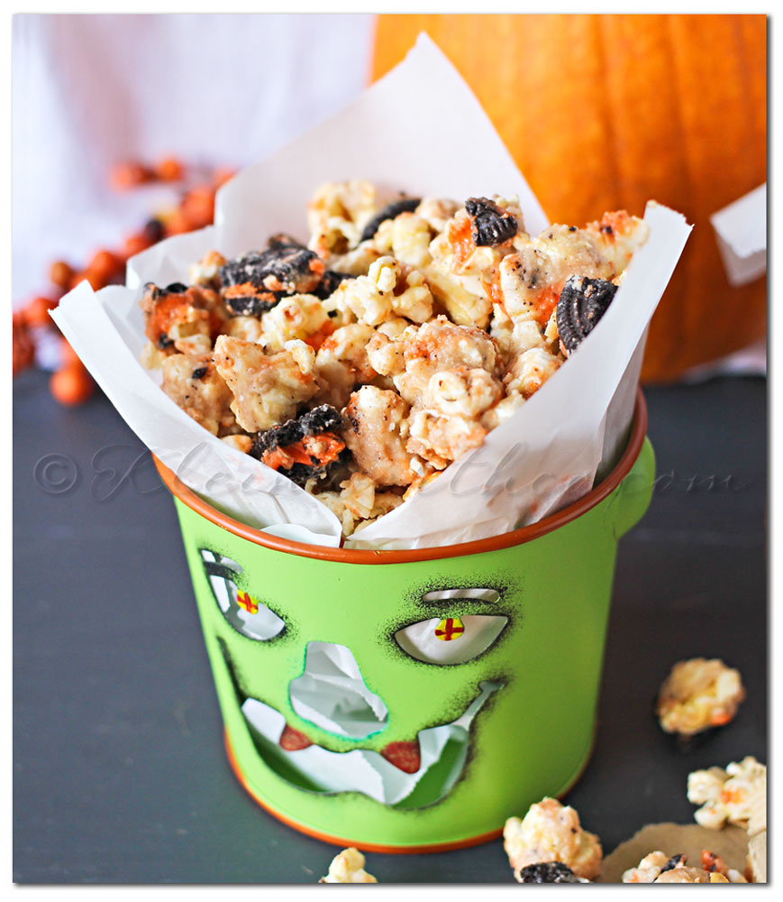 Halloween Oreo Cookie Butter Popcorn