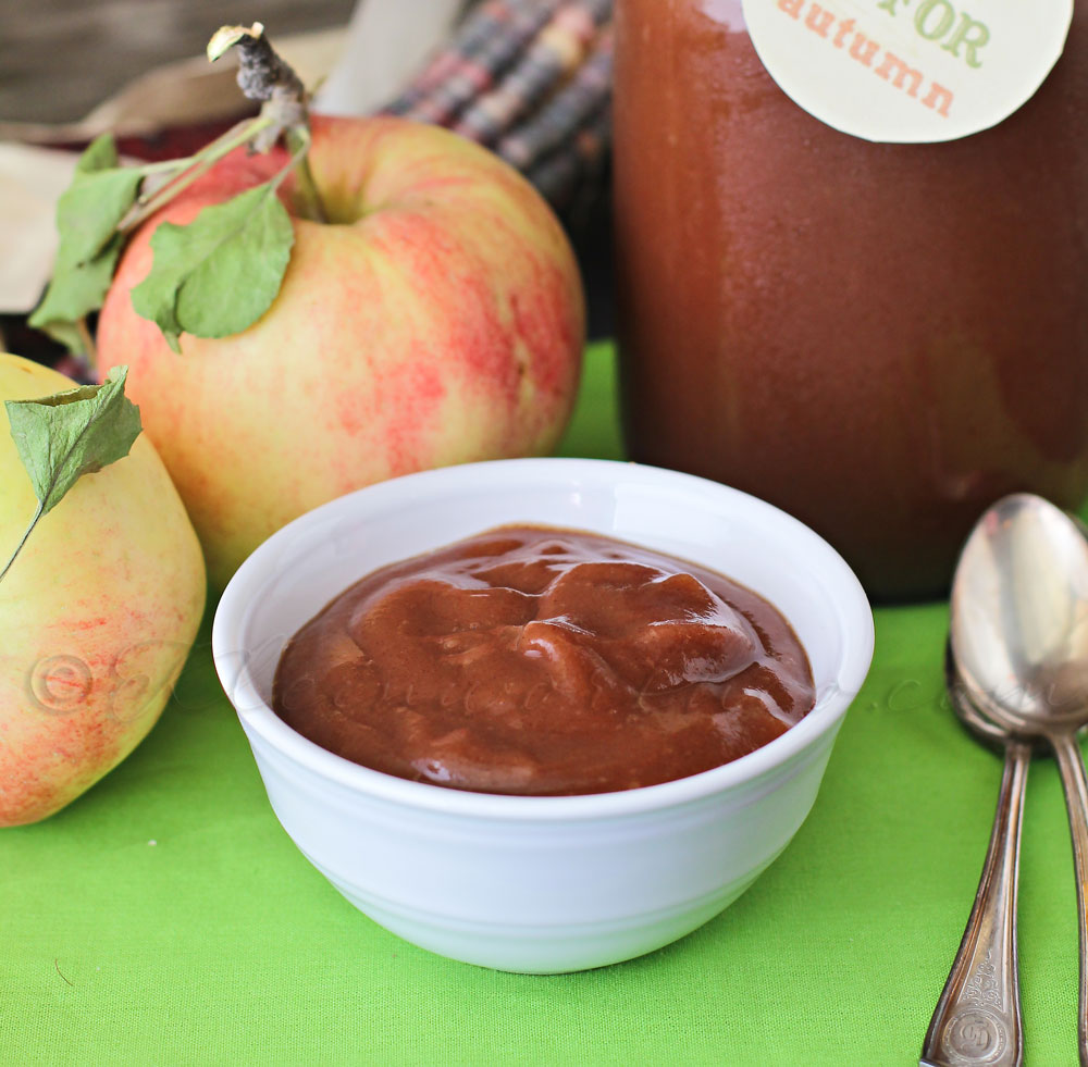 crock pot cinnamon & brown sugar applesauce