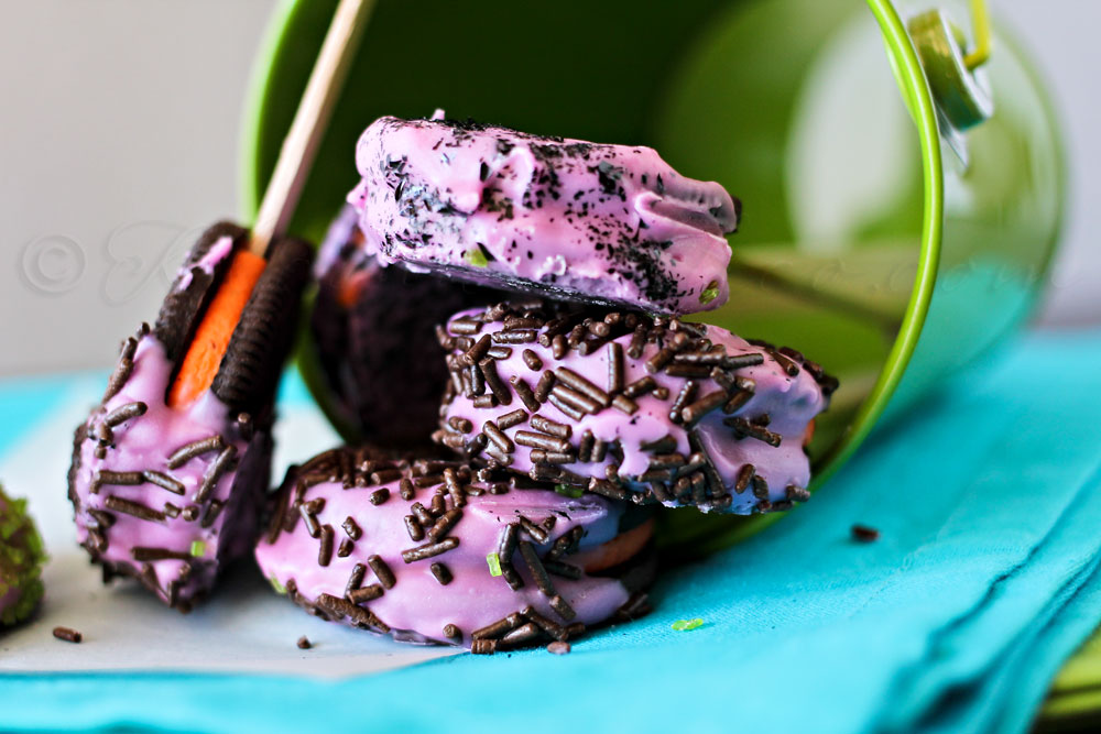 Halloween Oreo Cookie Treats