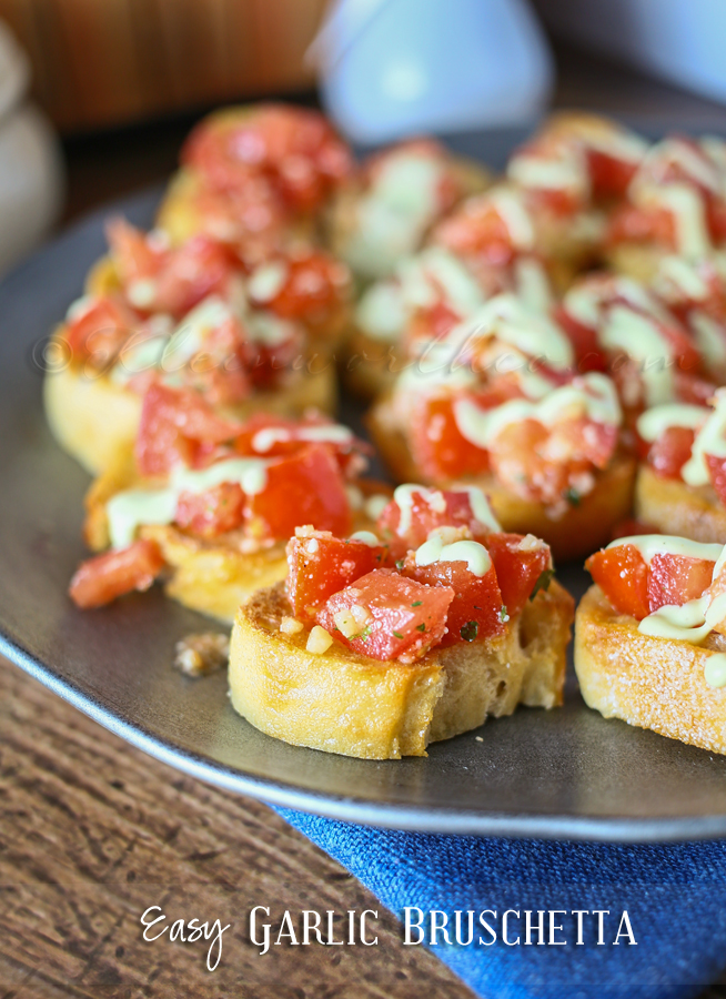 Easy Garlic Bruschetta www.kleinworthco.com