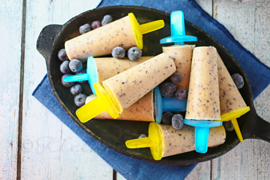 Banana Blueberry Smoothie Pops, www.kleinworthco.com