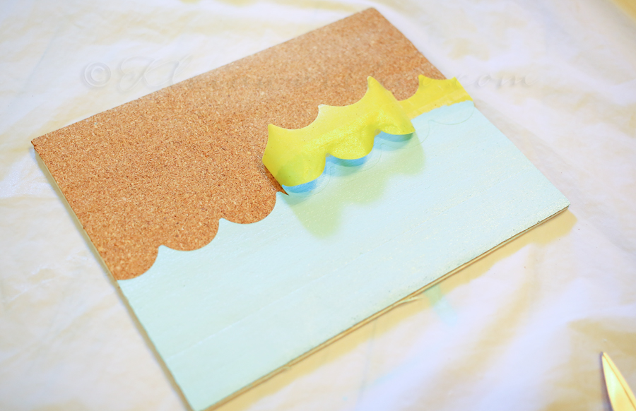 Beachy Painted Corkboard