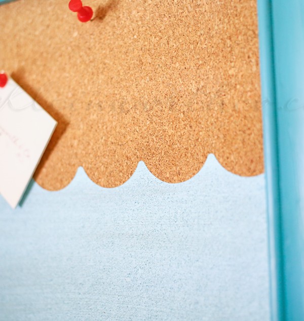 Beachy Painted Corkboard