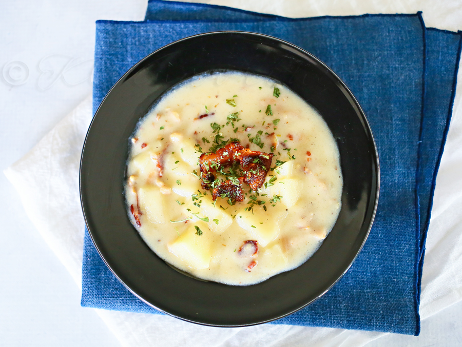 Slow Cooker Clam Chowder