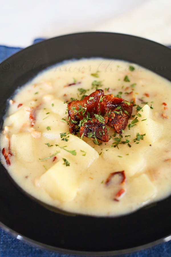 Slow Cooker Clam Chowder