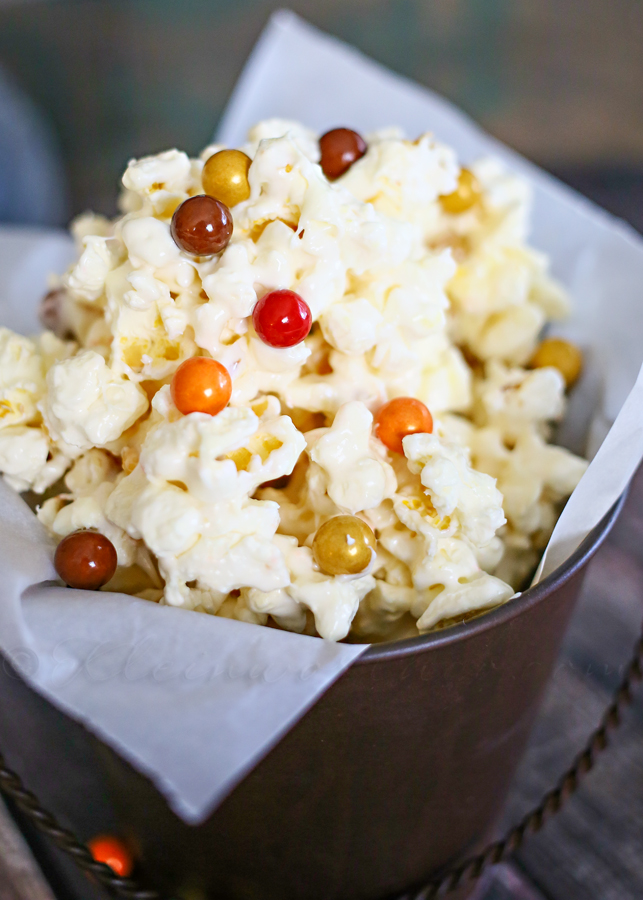 White Chocolate Fall Popcorn