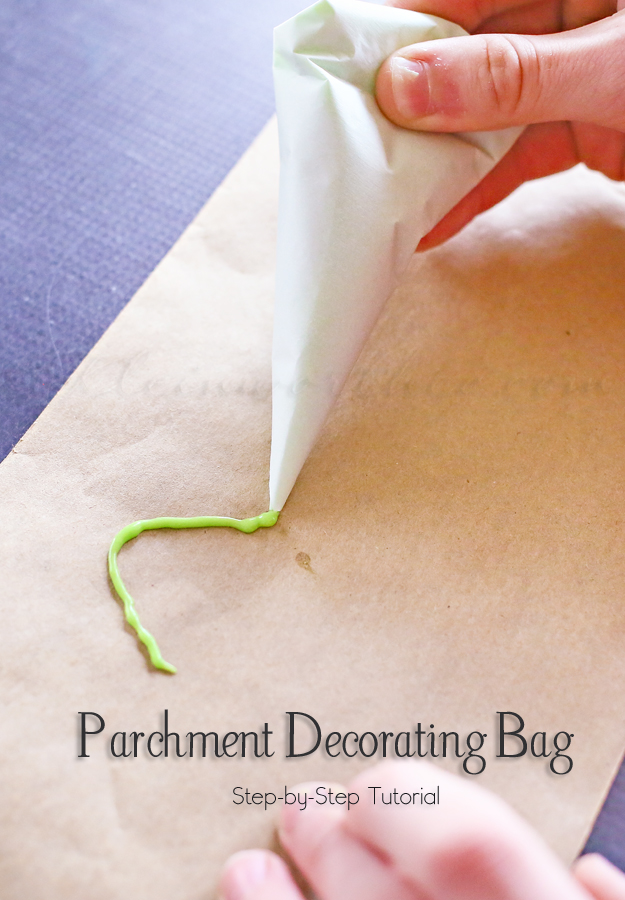 Parchment Decorating Bag {Tutorial}