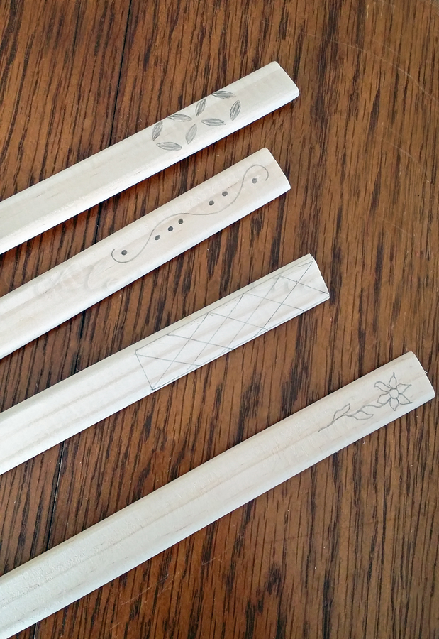 Personalized Spatulas {Homemade Gift for less than $10}