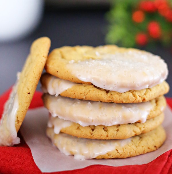 Eggnog Oatmeal Cookies