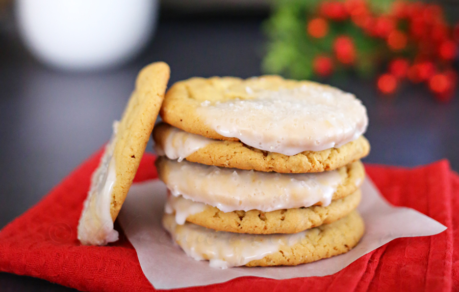 Eggnog Oatmeal Cookies