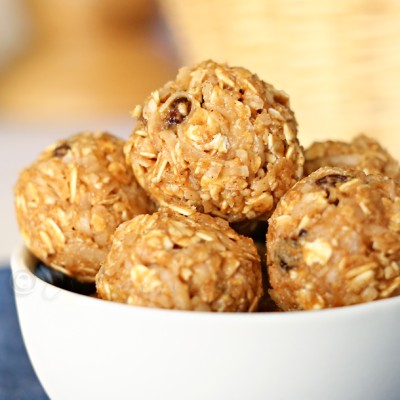 Cinnamon Raisin Energy Bites