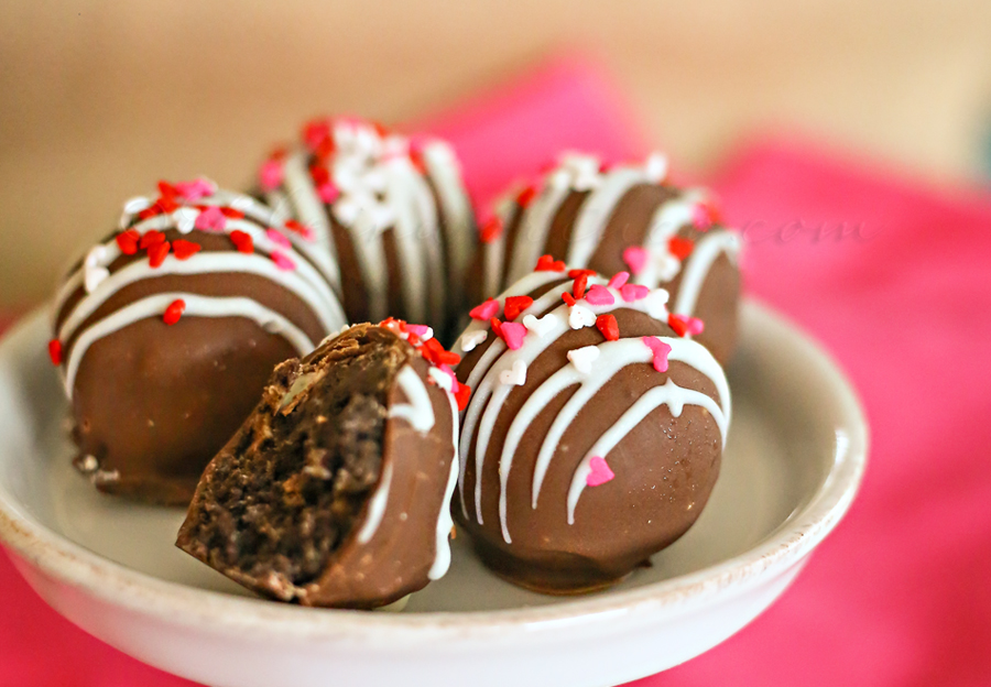 Valentine Oreo Truffles