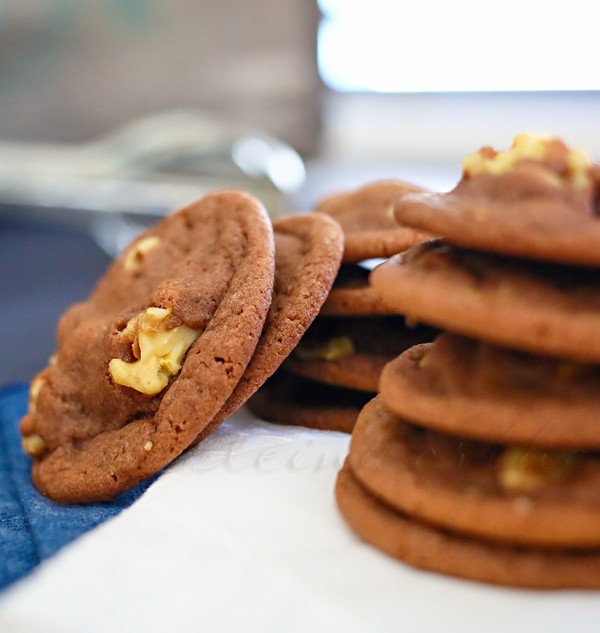 Chocolate Walnut Cookies