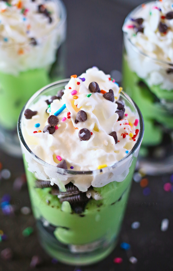 Leprechaun Dessert Shooters