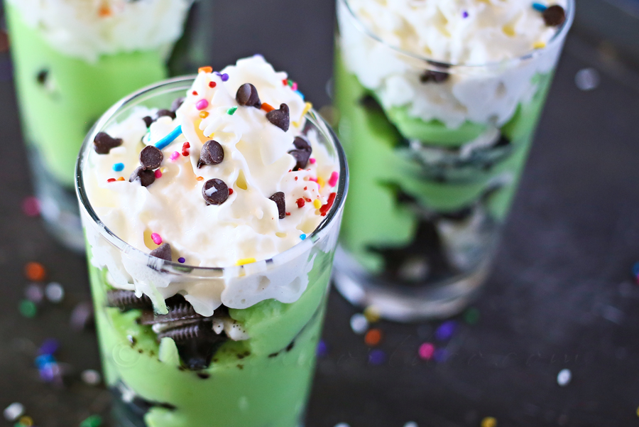 Leprechaun Dessert Shooters