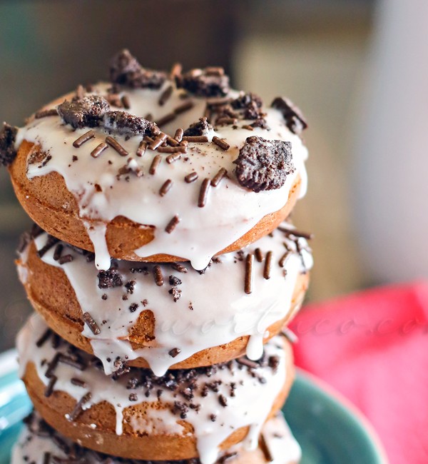 Oreo Cake Mix Donuts