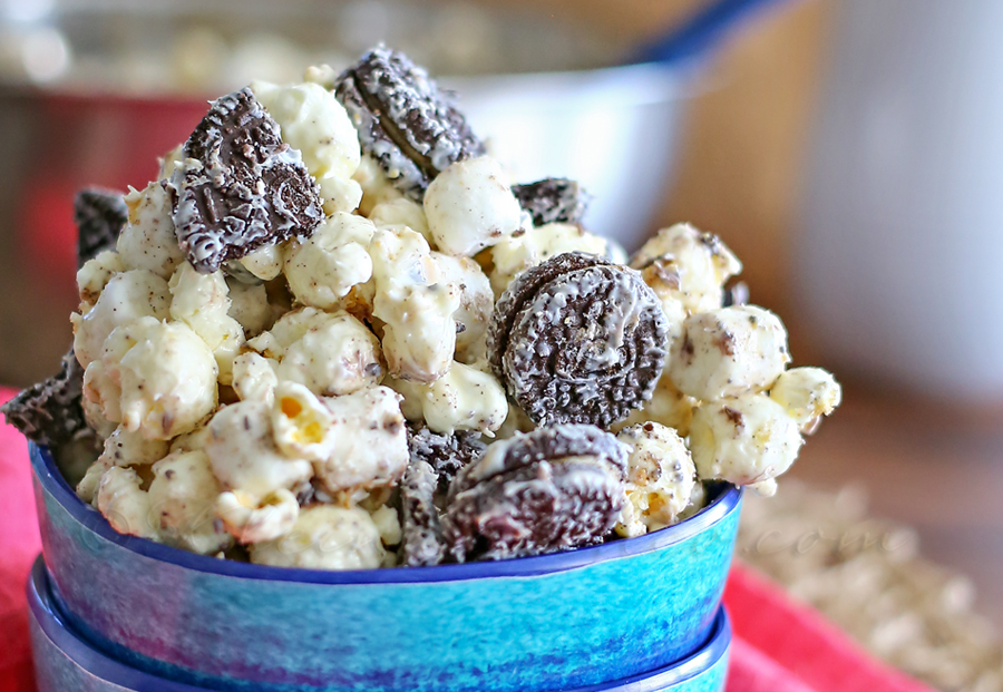 Reese's Oreo Popcorn