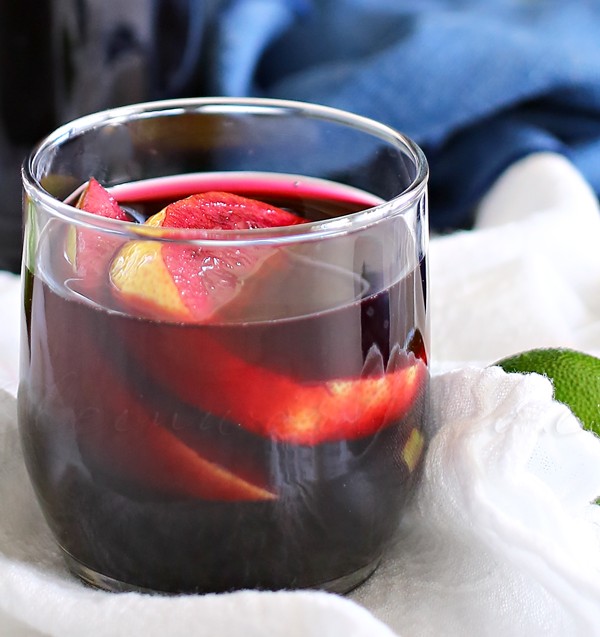 Sparkling Blueberry Sangria Mocktail