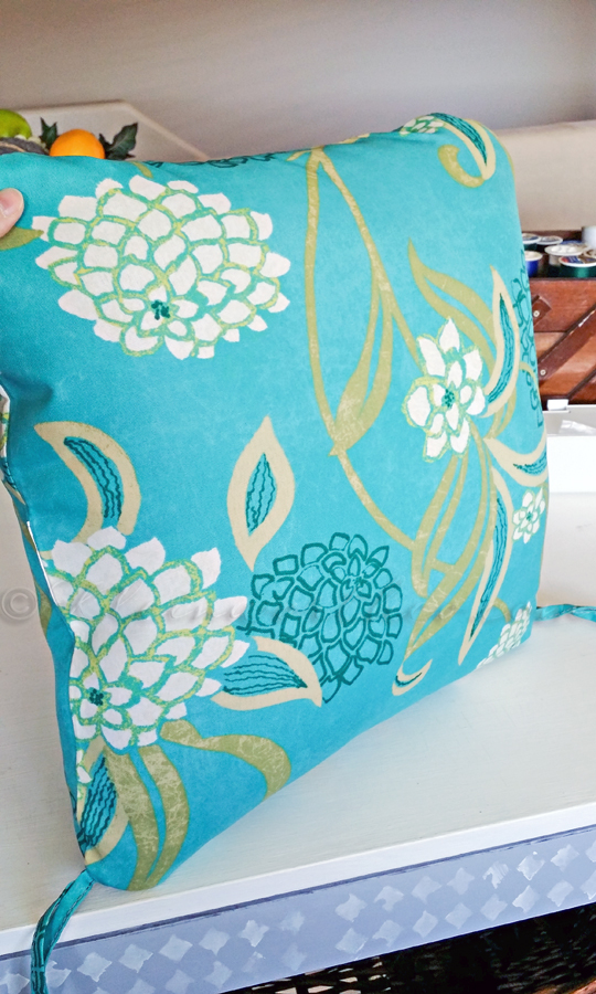 Outdoor Pillow Makeover