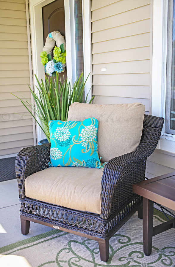 Outdoor Pillow Makeover