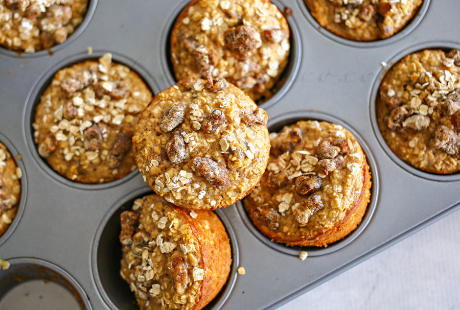 Oatmeal Date Protein Muffins : Healthy Breakfast Ideas