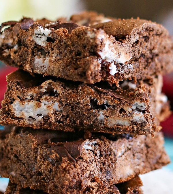 Peppermint Cake Mix Brownies