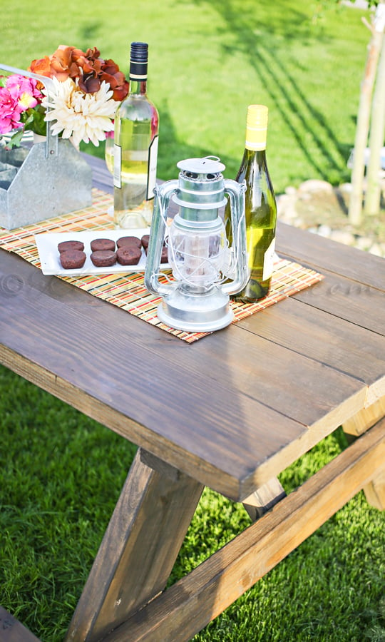 Easy DIY Picnic Table