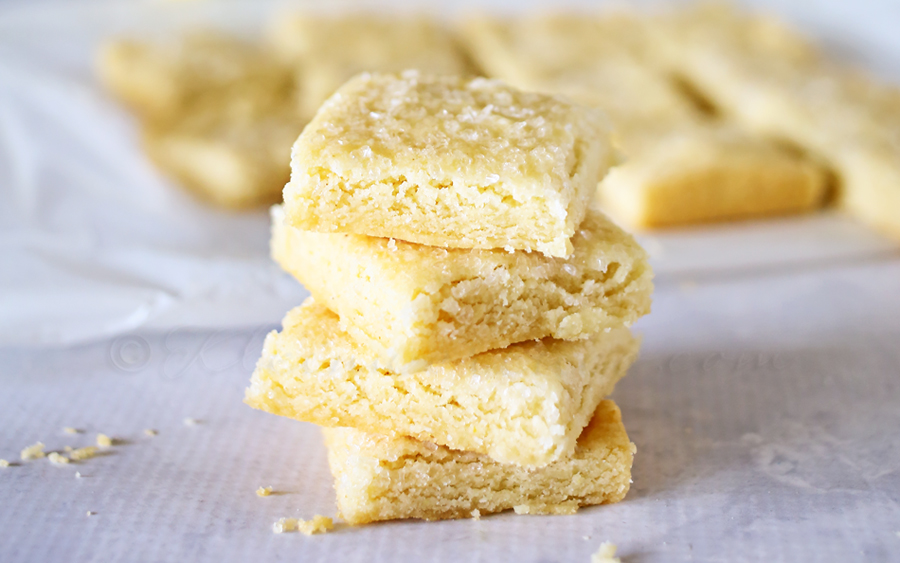 White Cornmeal Shortbread Bars