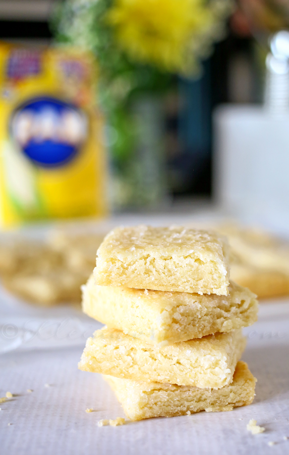 White Cornmeal Shortbread Bars