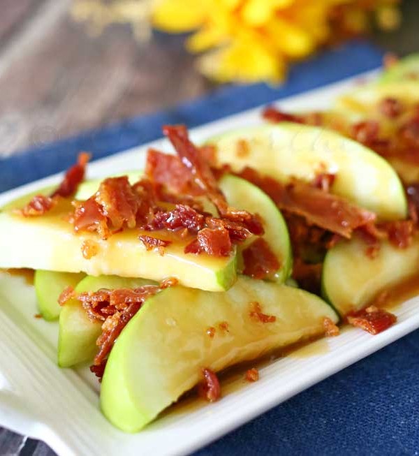 Bacon Caramel Apple Wedges