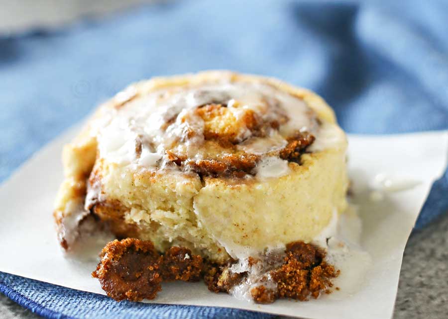 Caramel Macchiato Cinnamon Rolls