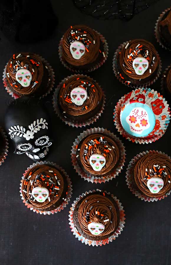 Sugar Skull Cupcakes