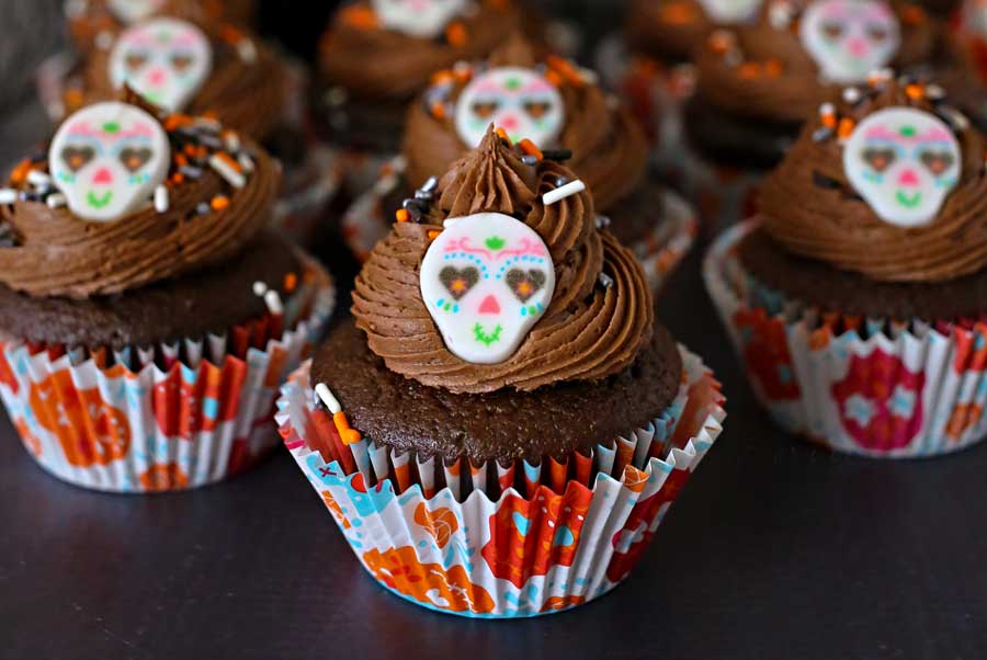 Sugar Skull Cupcakes