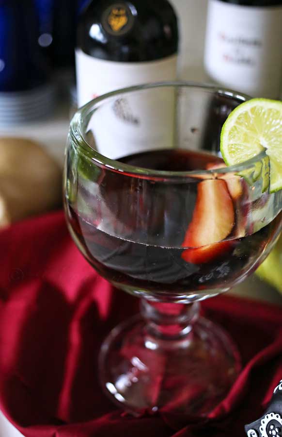 Halloween Sangria {Halloween Party Ideas}