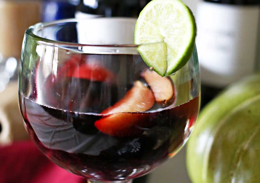 Halloween Sangria {Halloween Party Ideas}