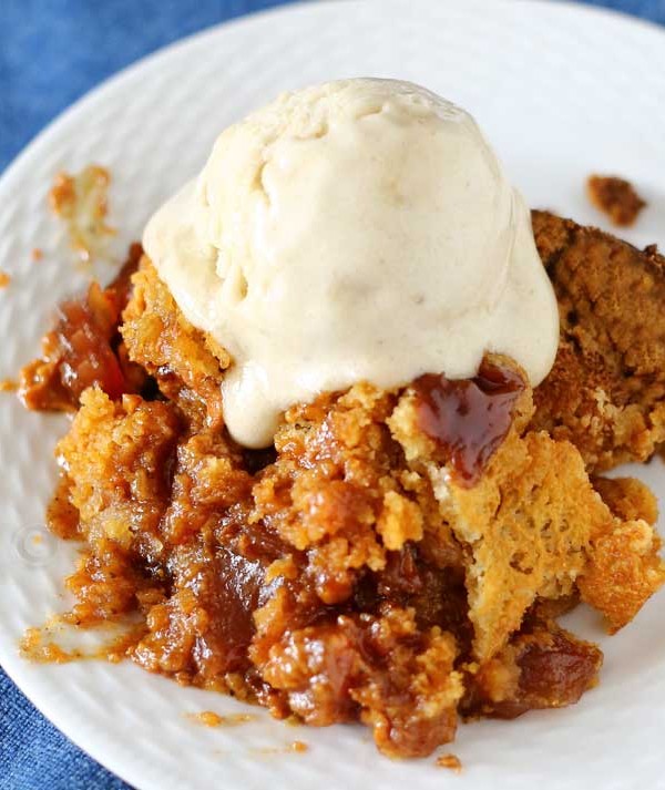 Peanut Butter Apple Dump Cake