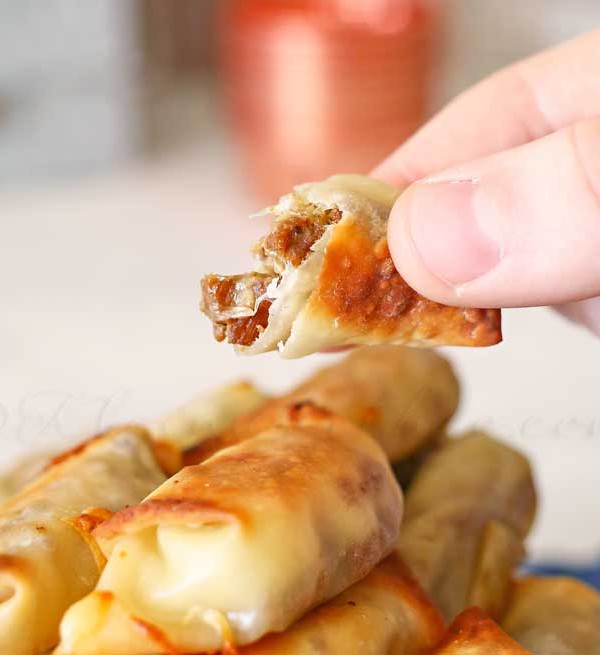 Cheesy Roast Beef Egg Roll Bites