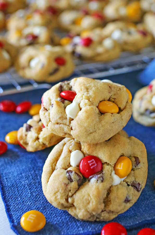 M&M Cookie Recipe - If you love delicious, buttery chocolate chip cookies, this is going to be your new favorite recipe. These homemade chocolate chip cookies are thick & chewy. You know the perfect cookie - slightly crisp on the outside & moist & soft on the inside!