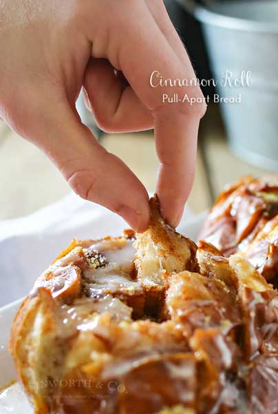 Cinnamon Roll Pull Apart Bread