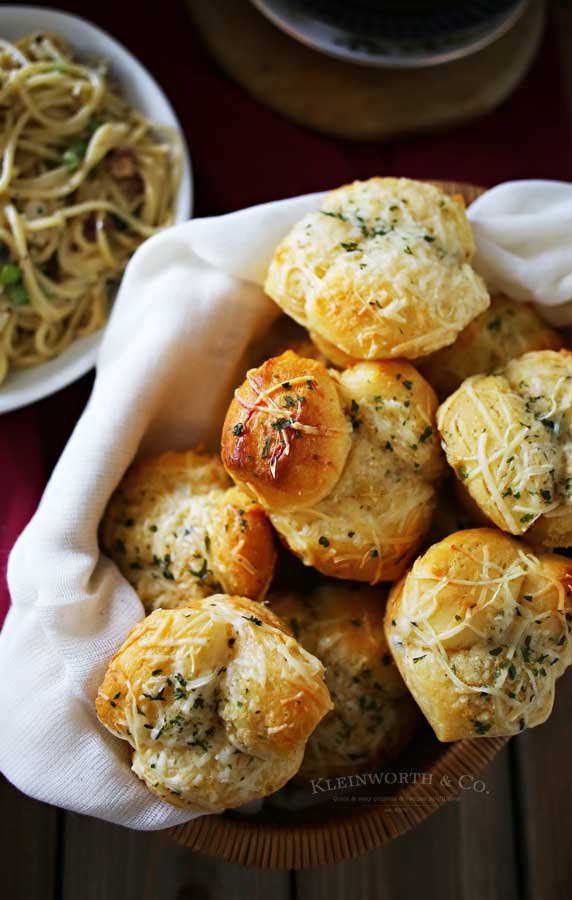 Side Dish Recipe - Garlic Parmesan Pull Apart Biscuits