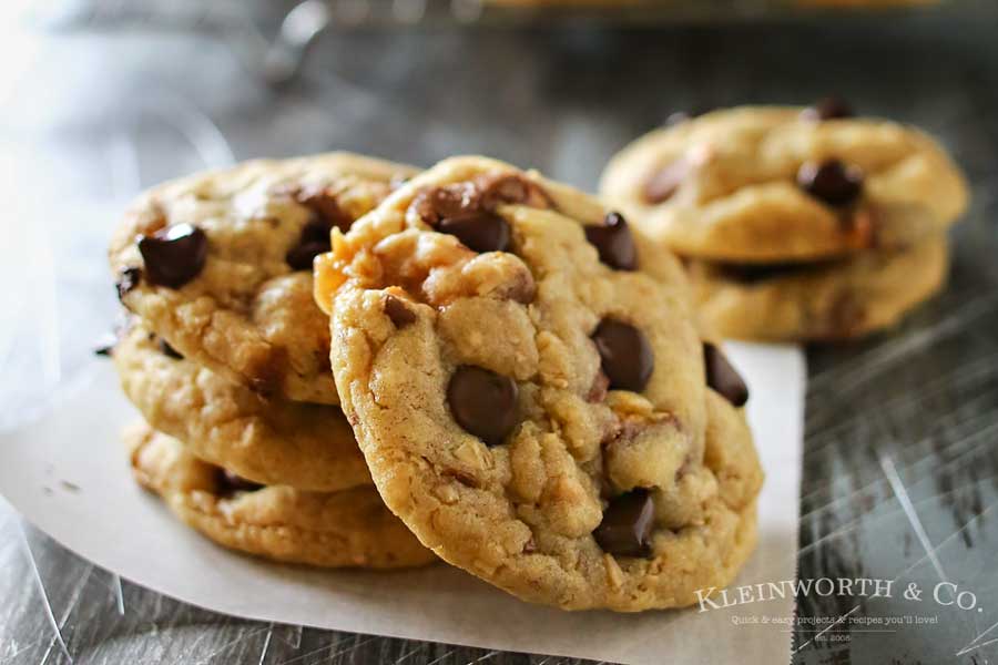 Oatmeal Snickers Cookies