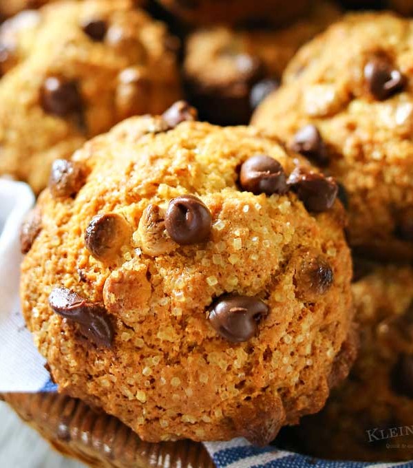 Breakfast ideas just got better with this simple & tasty muffin recipe. Chocolate Milk Muffins, made with real chocolate milk. Start the day delicious with an easy muffin recipe like this one! Don't miss the tip on how to make the muffins rise with that perfect dome shape.